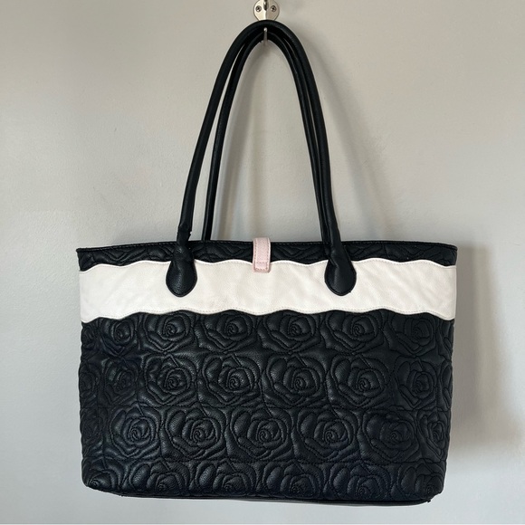 Betsey Johnson Black Quilted Rose Shoulder Tote Bag Black White Pink Bow Large - Picture 4 of 13
